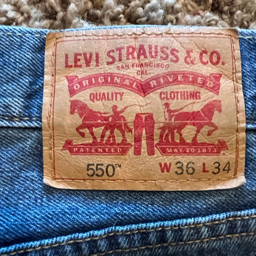 560 Levi's Men's Blue Jeans 36x34